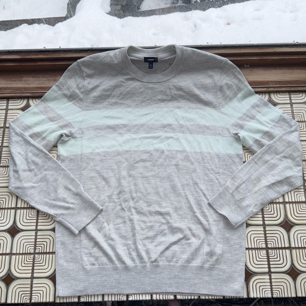 Express Light Gray Knit Sweater